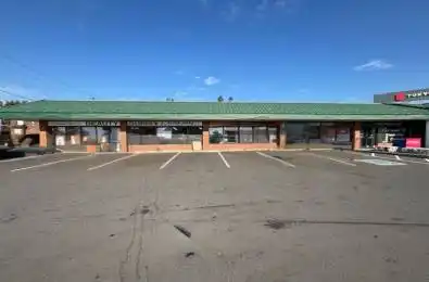 400 King Street Unit# 8 Oshawa Ontario L1J 2J9