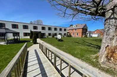 39 Poyntz Street Penetanguishene Ontario L9M 1N5