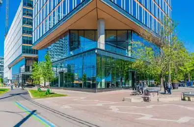 117 Queens Quay Toronto C08 Ontario M5A 1B6