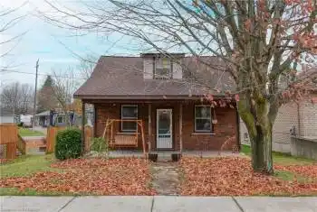 View of front of house featuring a porch