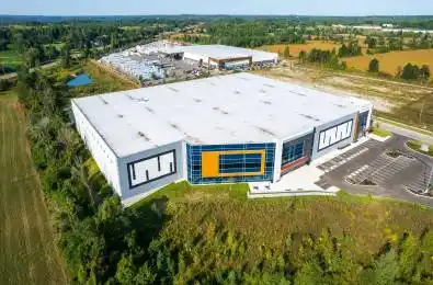 52 Futura Drive Unit# Opt. 2 Halton Hills Ontario L0P 1H0