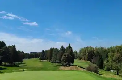 18571 Woodbine Avenue East Gwillimbury Ontario L0G 1V0