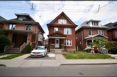 24 Spadina Avenue Hamilton Ontario L8M 2W9