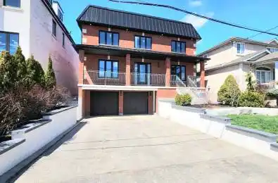 32 Omagh Avenue Toronto W05 Ontario M9M 1E7