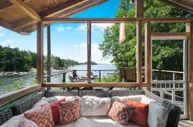 20 A65 Island N/A The Archipelago Ontario P0G 1G0