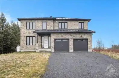 11967 CLOVERDALE Road North Dundas Ontario K0C 2K0