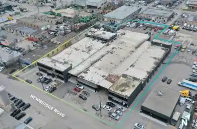 16-18- 20 Newbridge Road Toronto W08 Ontario M8Z 2L7