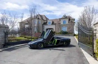 106 Stallions Court Vaughan Ontario L6A 4V5