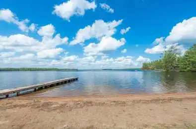 10 Fr 133a Route Trent Lakes Ontario K0L 1J0