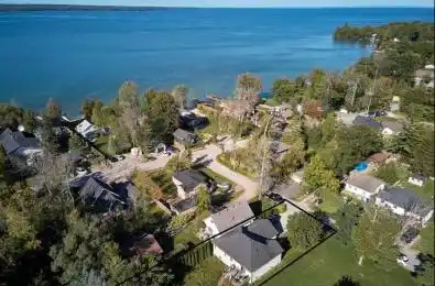 3964 Alcina Avenue Innisfil Ontario L9S 2M1