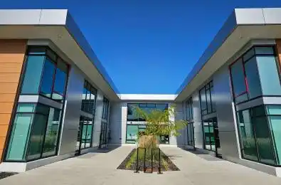 2578 Bristol Circle Unit# 11 Oakville Ontario L6H 6Z7