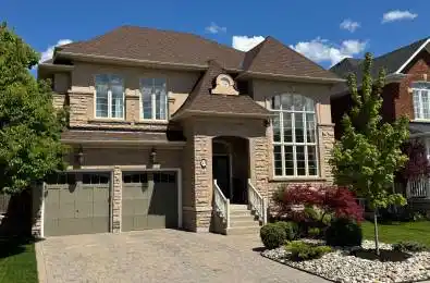 23 Weslock Crescent Aurora Ontario L4G 7Y9