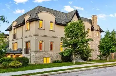 221 Elmwood Avenue Toronto C14 Ontario M2N 3M8