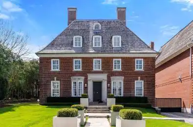 148 Forest Hill Road Toronto C03 Ontario M5P 2M9