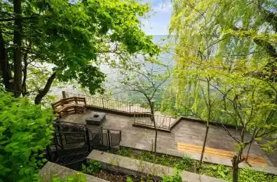 67 Lake Promenade N/A Toronto W06 Ontario M8W 1A2