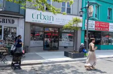 2885 lake shore Boulevard Toronto W07 Ontario M8V 1J1