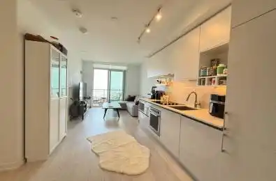 950 Portage Parkway Unit# 5515 Vaughan Ontario L4K 0J7