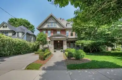 512 Colborne Street London East Ontario N6B 2T5