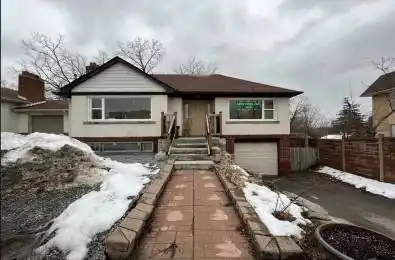 9961 Yonge Street Unit# Whole Main Floor Richmond Hill Ontario L4C 1T9