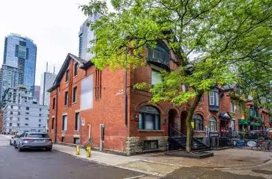129 John Street Toronto C01 Ontario M5V 2E2
