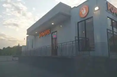 5500 Lawrence Avenue Toronto E10 Ontario M1C 3B2