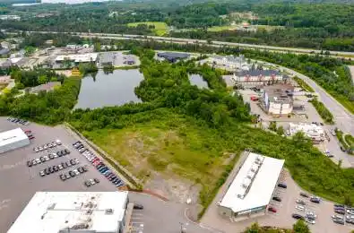 114 NORTH KINTON Avenue Huntsville Ontario P1H 2P9