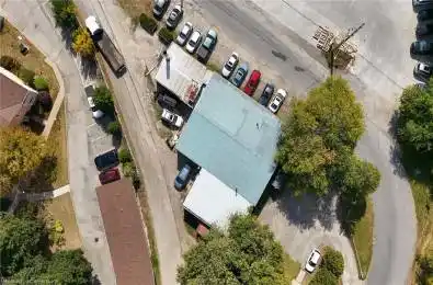 347 Hatt Street Hamilton Ontario L9H 2J2