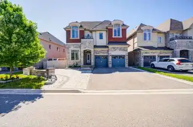 17 Dr Pearson Court East Gwillimbury Ontario L9N 0P4