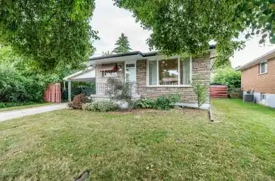 25 Greeningdon Drive Hamilton Ontario L9A 3A8