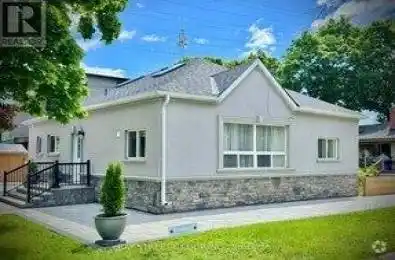 831 Beach Boulevard Hamilton Ontario L8H 6Z2