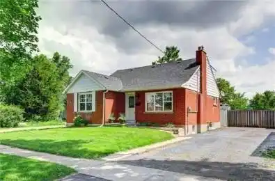 19 Burk Street Oshawa Ontario L1J 4C1