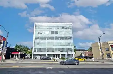 2828 Bathurst Street Unit# 103-105 Toronto C04 Ontario M6B 3A7