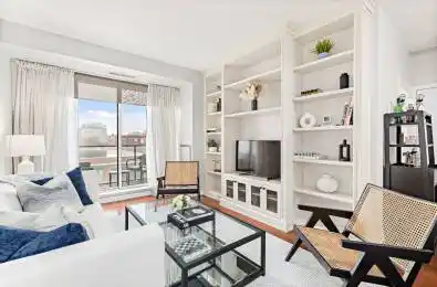 18 Beverley Street Unit# 703 Toronto C01 Ontario M5T 3L2