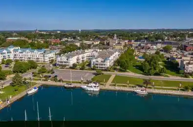 148 Third Street Unit# 222 Cobourg Ontario K9A 5X2