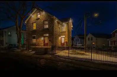 45 Chestnut Street Kingston Ontario K7K 3X4