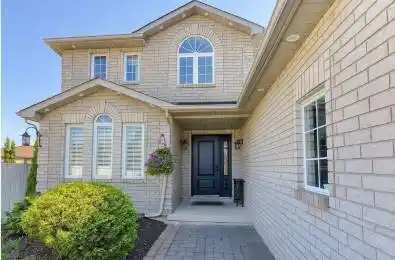 41 White Elm Road Barrie Ontario L4N 0E5