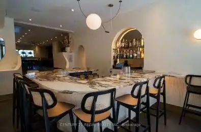 920-922 Queen Street Toronto C01 Ontario M6J 1G6