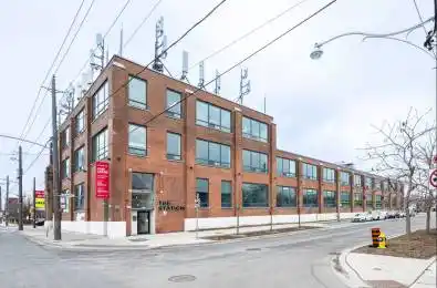 20 Leslie Street Unit# 204 Toronto E01 Ontario M4M 3L4
