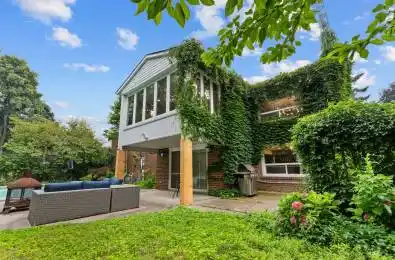 1004 Caldwell Avenue Mississauga Ontario L5H 1Z3