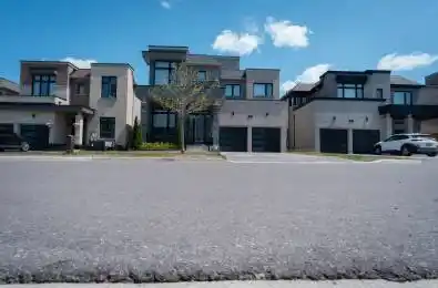 11 Larkin Lane Clarington Ontario L1C 4A7
