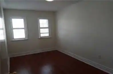 54 Christephen Crescent Richmond Hill Ontario L5S 2T8