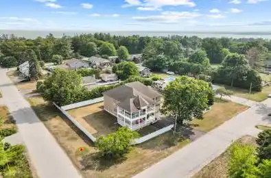 371 Raines Street Georgina Ontario L4P 3C8