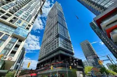 181 Dundas Street Unit# 4209 Toronto C08 Ontario M5A 1Z4