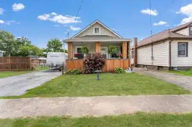 416 Deere Street Welland Ontario L3B 2L8