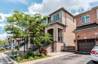7 Picasso Drive Brampton Ontario L6P 3L5
