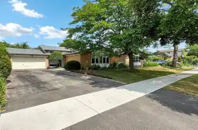 26 John Garland Boulevard Toronto W10 Ontario M9V 1N3