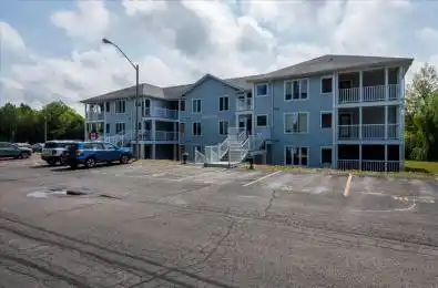 10 Mulligan Lane Unit# 7 Wasaga Beach Ontario L9Z 1C4