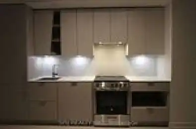 3883 Quartz Road Unit# 5209 Mississauga Ontario L5B 0M4