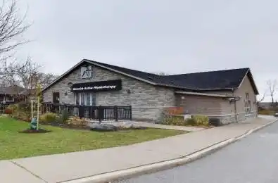 543 The Queensway N/A Georgina Ontario L4P 2E7