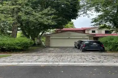 51 Longbow Square (BSMT) Square Toronto E05 Ontario M1W 2W6